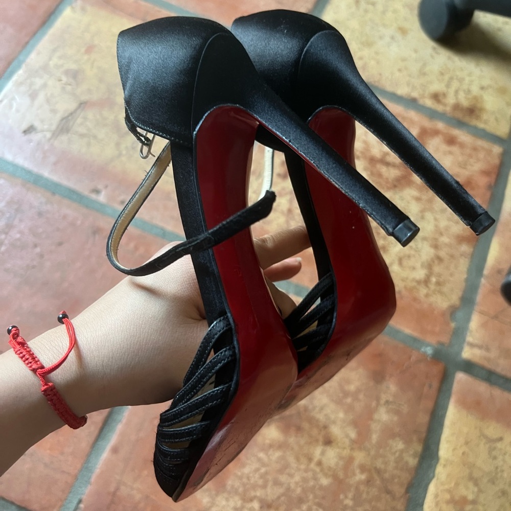 Christian Louibaton Heels